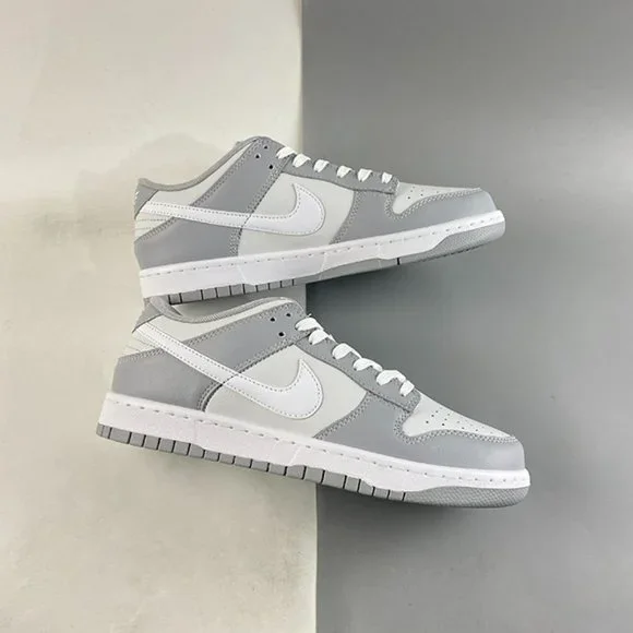 Nike Dunk Low Pure Platinum Wolf Grey Sneakers